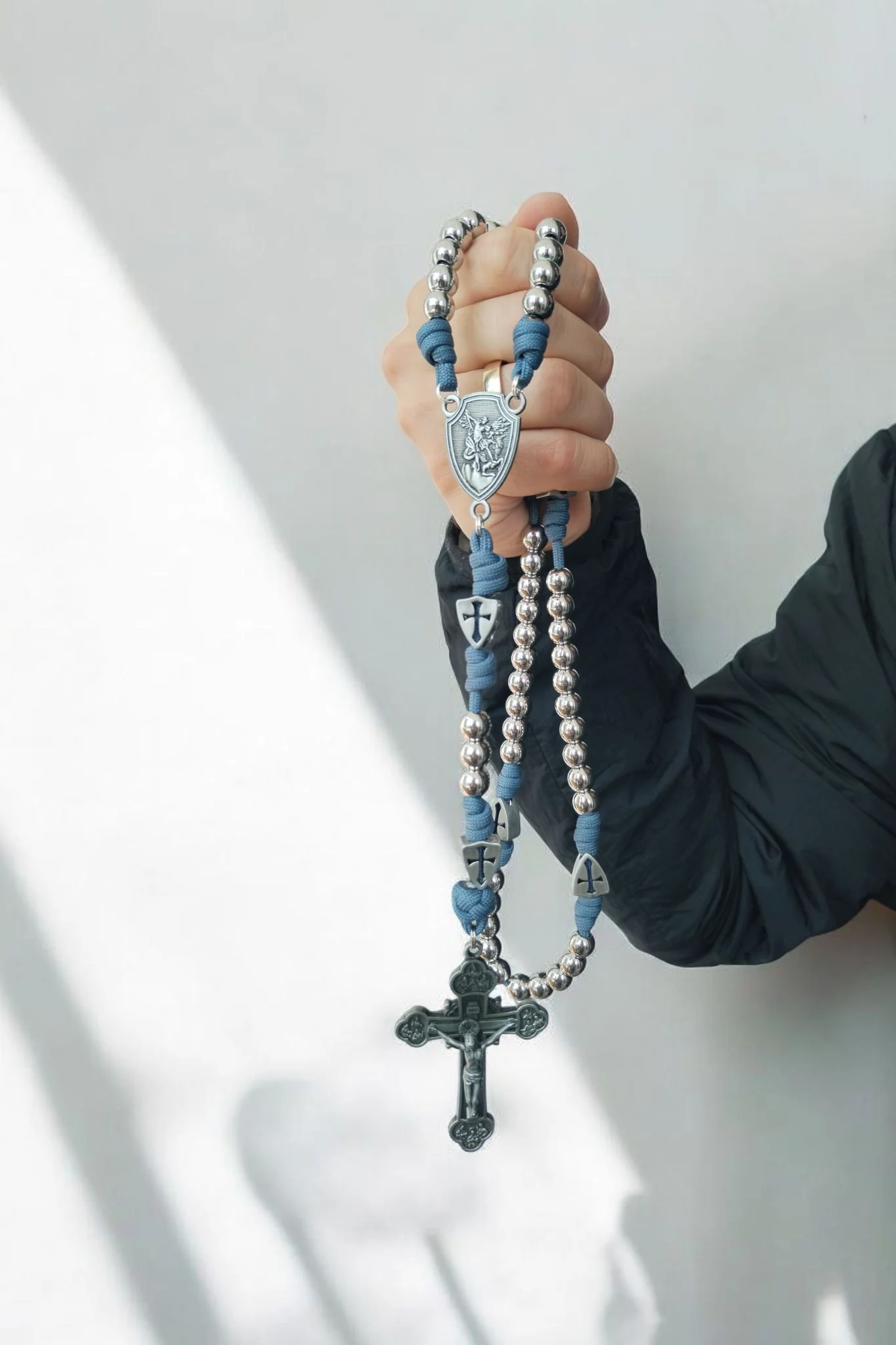 Quis ut Deus - Rosenkranz Paracord - Image 7