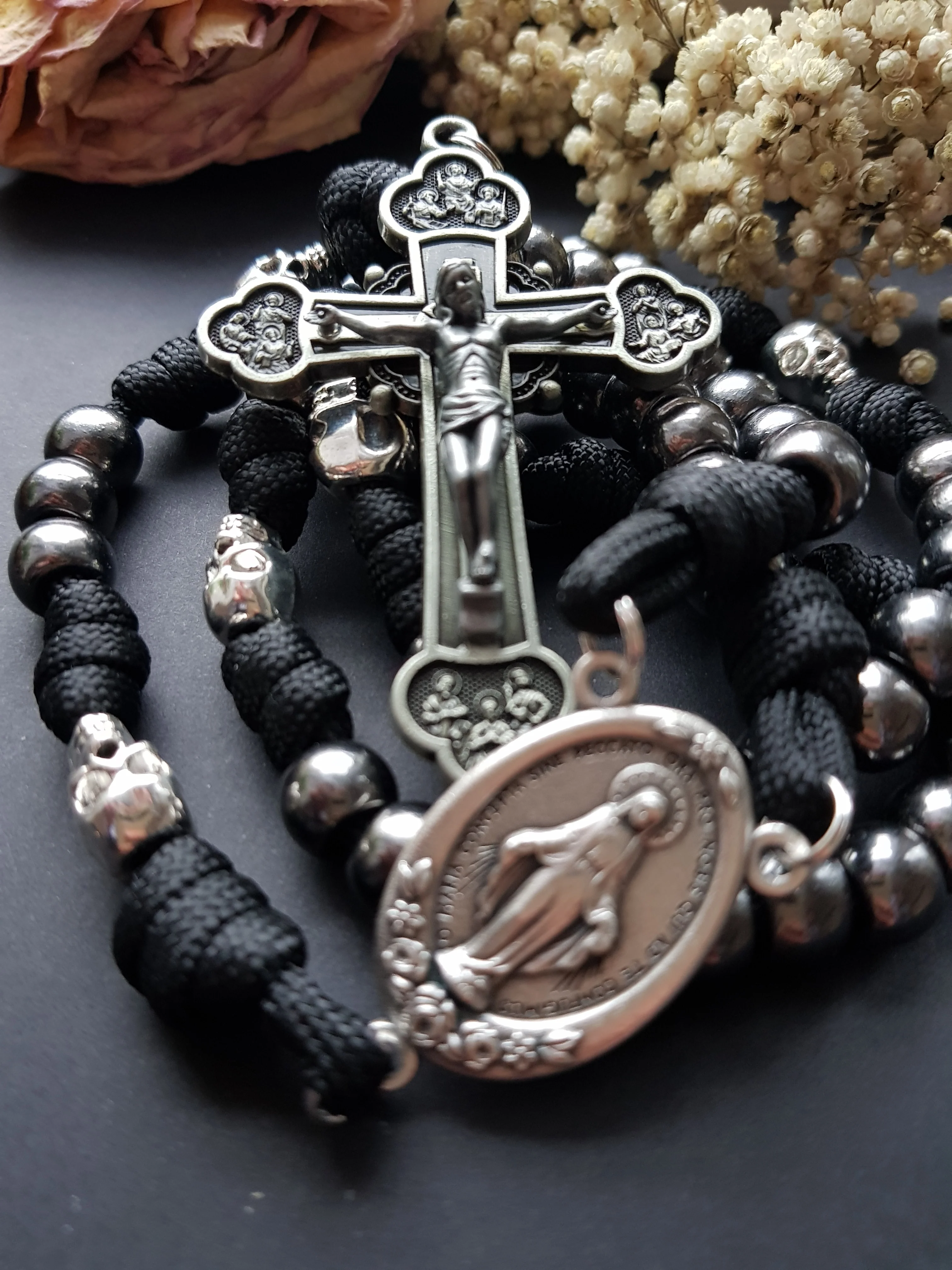 Memento Mori Paracord-Rosenkranz - Image 4