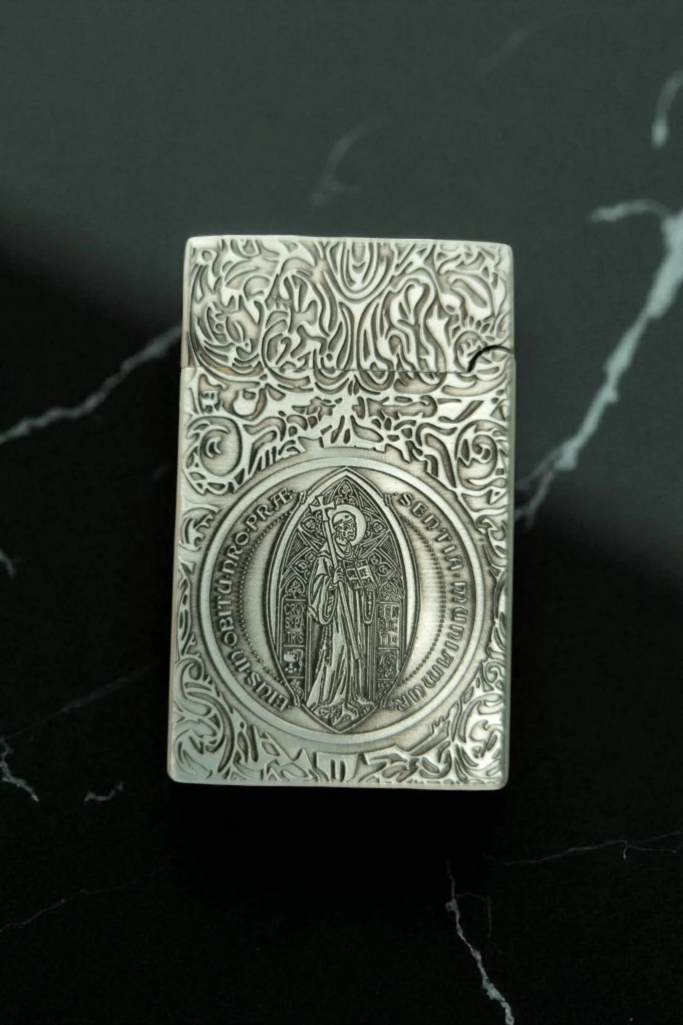 St. Benediktus Feuerzeug silber - Image 3