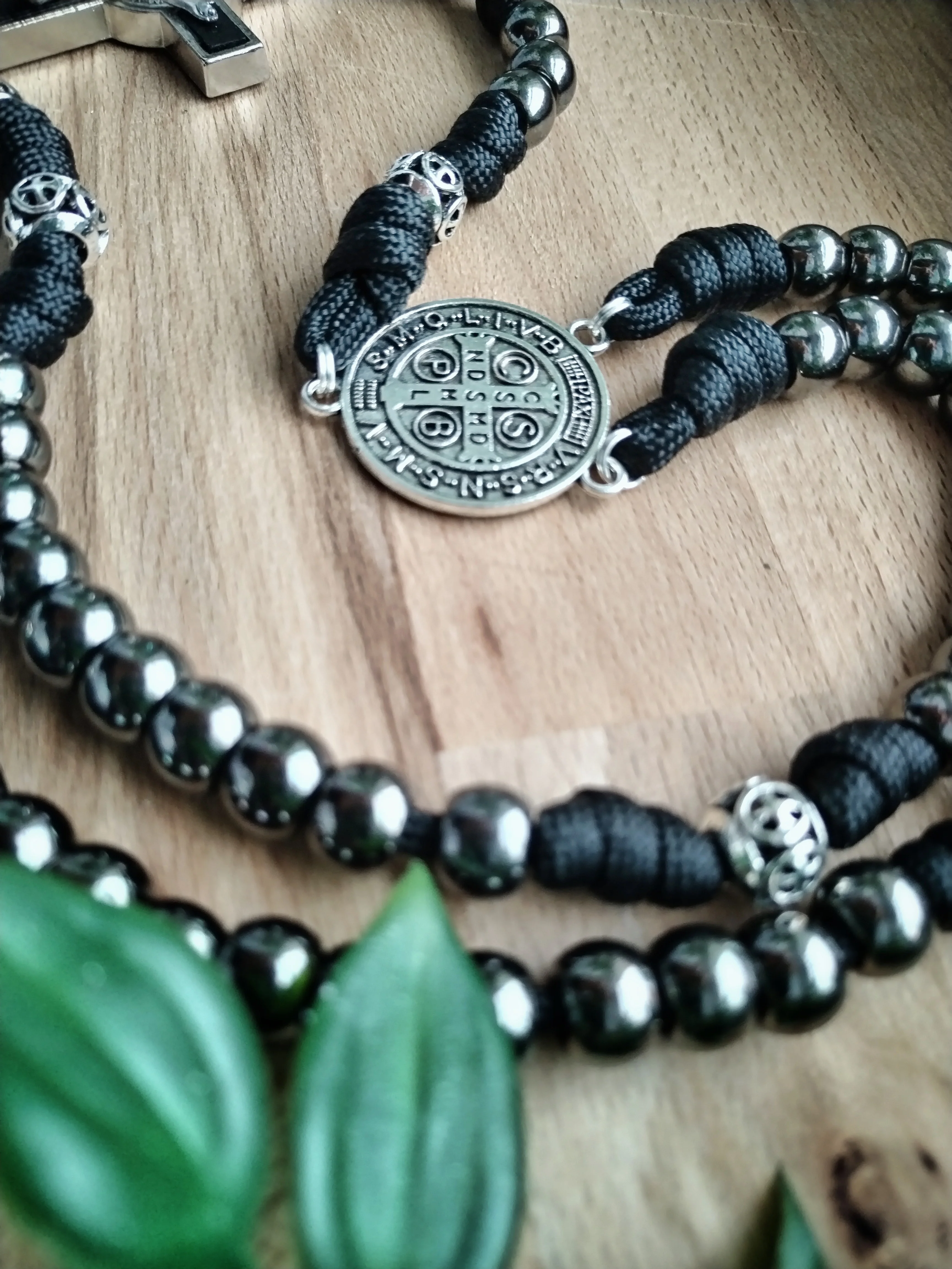 St. Benediktus Paracord-Rosenkranz anthrazit - Image 5