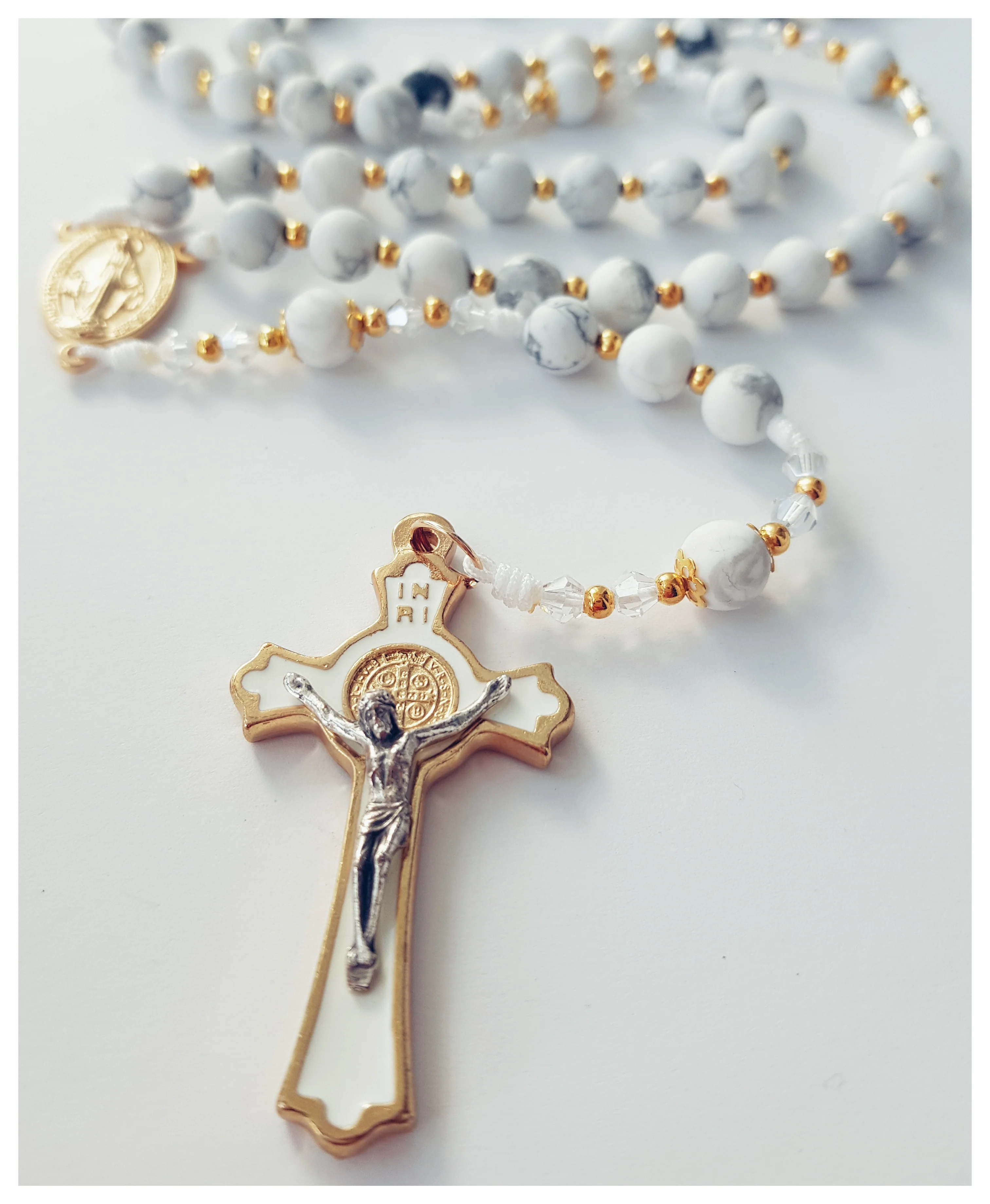 Rosenkranz Halbedelstein Howlith-Jaspis - Image 5